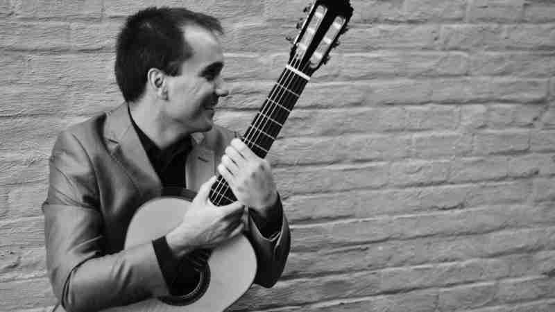 Álvaro Rodriguez: 'La guitarra a través de la historia. Del Renacimiento al flamenco'